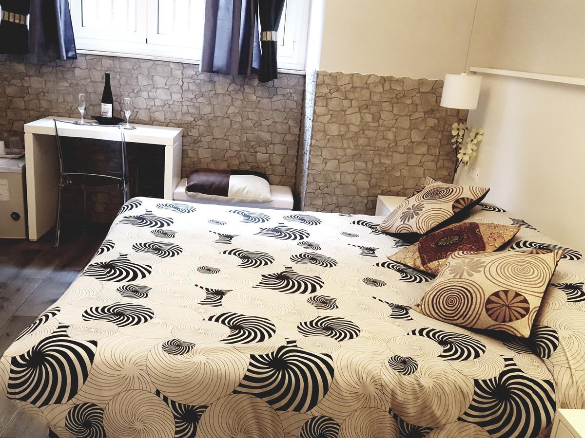 Dea Roma Inn Dış mekan fotoğraf