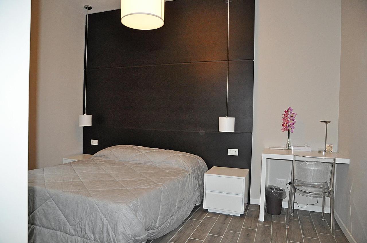 Dea Roma Inn Dış mekan fotoğraf